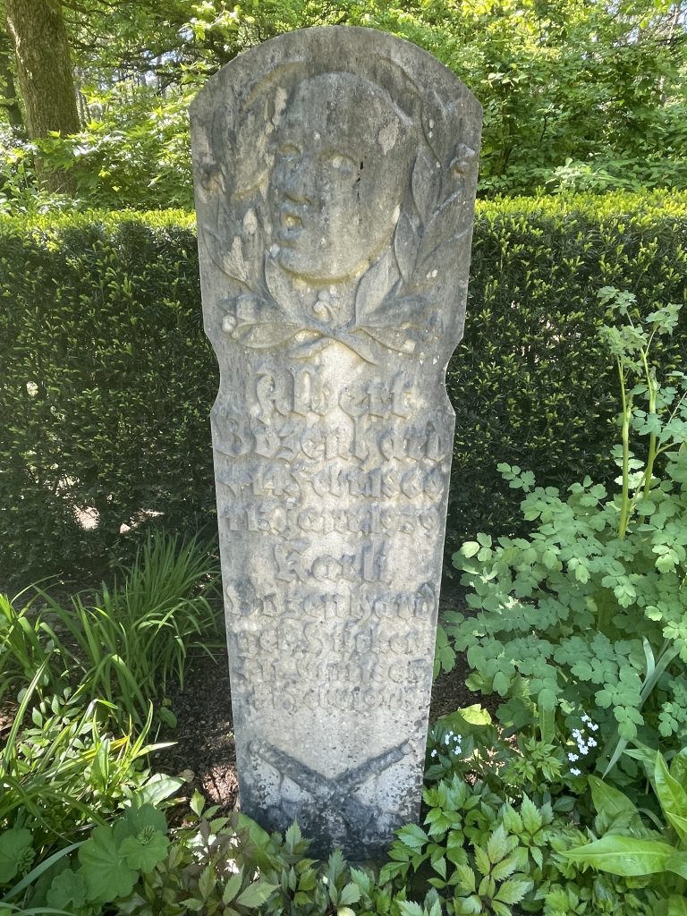 Grabstein Karli Bozenhard