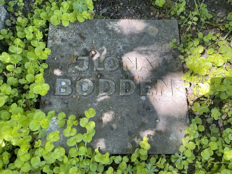 Grabstein Ilonka Bodden