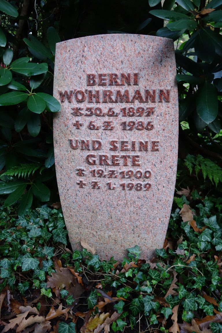 Grabstein von Grete Woehrmann