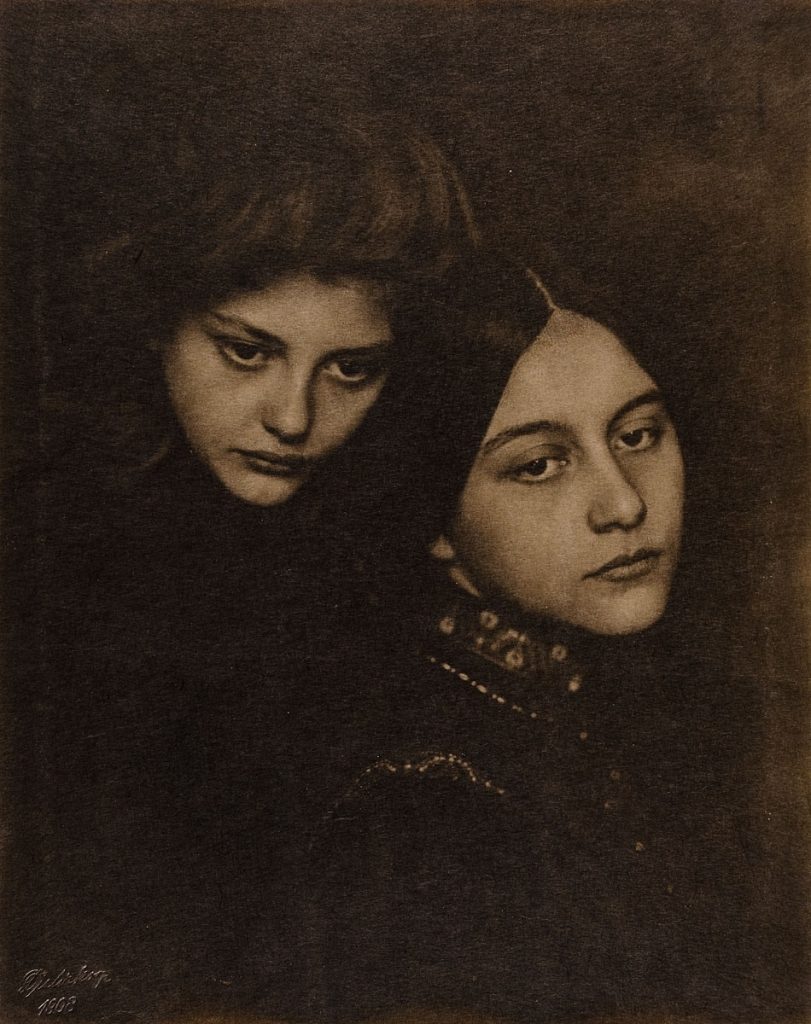 Ursula Falke Portrait mit einer weiteren Frau