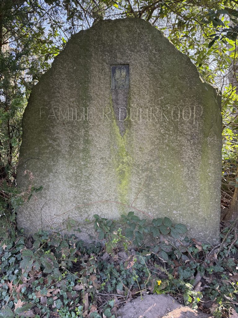Grabstein Familie Duhrkoop